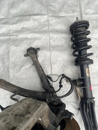 фото thumb №2, Alfa romeo stelvio q4 поворотна опора ліва важіль амортизатор підвішування ліві