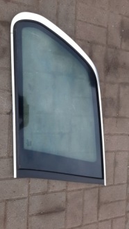 фото thumb №1, Скло кузовна права volvo xc90 02-14r