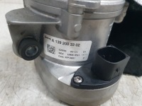 Mercedes cla 118 45 177 amg s m139 насос води 1392003302 Недорого, фото thumb