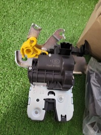 фото thumb №2, Audi q5 ii 2 80a замок крышки багажника 80a827506a