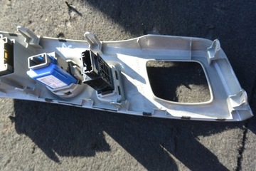 фото thumb №12, Панель перемикачів кнопок старт-стоп dekor toyota prius plus + kpl eu