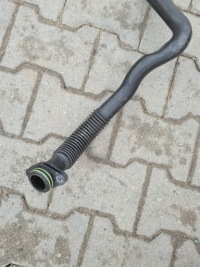 фото thumb №2, Заливная горловина труба кронштейн масла оригинал volvo fh 4 fm 4 d13k