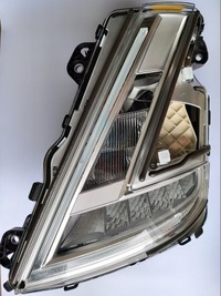 фото thumb №1, Лампа фара led volvo 24056511 левая