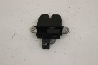 фото thumb №3, Volvo v50 lift 07r- замок крышки багажника задняя