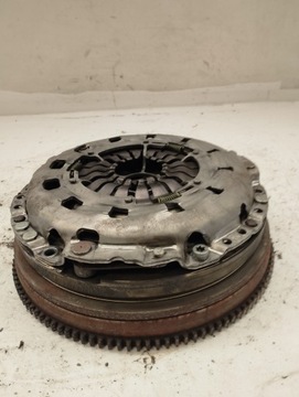 фото thumb №8, Bmw e46 316ti n42b18a зчеплення комплектні двомасовий маховик диск притиск luk