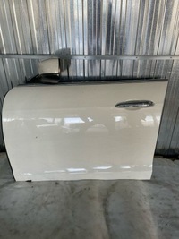 фото thumb №1, Дверь левый перед maserati quattroporte 2016