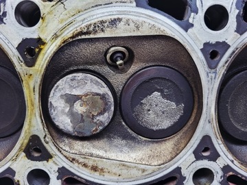 фото thumb №11, Головка двигателя vw golf iv 1.6 8v 06b103373a