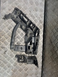 фото thumb №1, Напрямна кронштейн бампера задня espace v 850445100r 850450808r