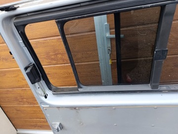 фото thumb №10, Vw t5 дверь сдвижные правые серебристый