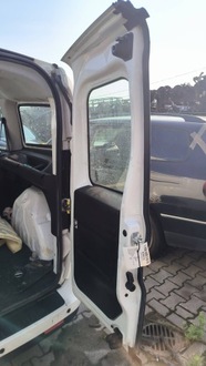 фото thumb №4, Дверь правое задняя 249 combo fiat doblo ii