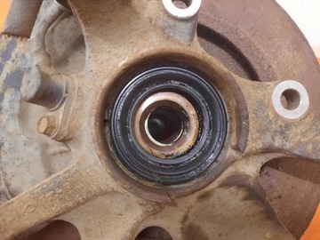 фото thumb №7, Nissan navara pickup d22 ii 01-05 поворотный кулак ступица правая перед передняя