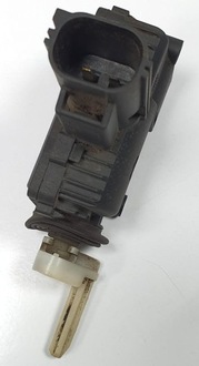 фото thumb №2, Привод крышка заливной топлива land rover freelander ii l359