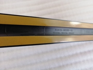 фото thumb №6, Toyota prius планка дверь правая перед