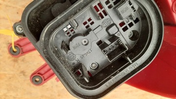 фото thumb №12, Volkswagen tiguan i рестайлінг лампа права зад задня