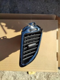 фото thumb №1, Kia stinger gt решётка обдув панели правая