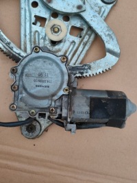 фото thumb №6, Подъемник двигатель механизм стёкла mercedes 124 w124 cabrio купе ce правое