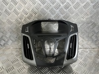 фото thumb №1, Ford focus mk3 рамка радио решётка средняя