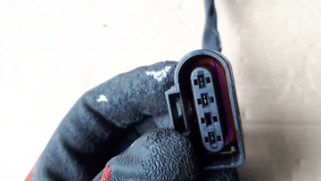 фото thumb №7, A7 4g штекер разъём соединитель 8k0973724 a6 c7 4g