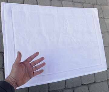 Frop Front Boung Ruge 650g Белый ног. Коврик для полотенца 50x70 см.