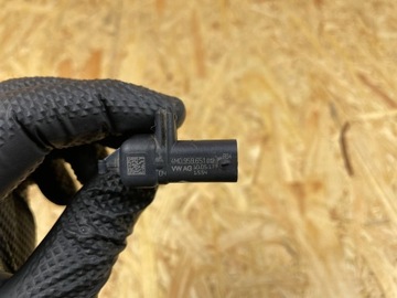 фото thumb №9, Датчик удару ударний audi a4 b9 a5 8w a6 c8 a7 4m0959651