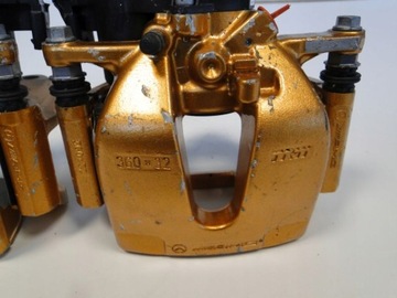 фото thumb №13, Mercedes c клас 205 затискачі 63 amg карбон керамічний