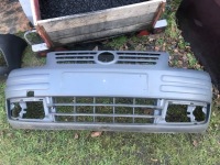 фото thumb №1, Бампер передний vw caddy оригинальный 2k0807231