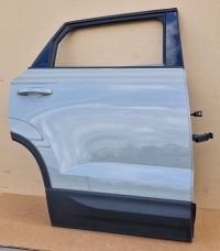 фото thumb №1, Дверь skoda karoq w цвет lf7a оригинал jak nowe