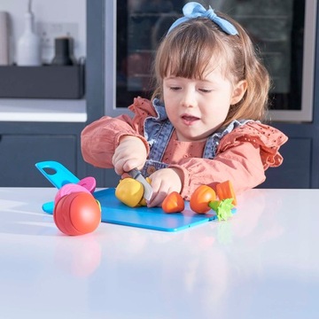 OWOCE I WARZYWA DO KROJENIA DESKA ZESTAW KUCHENNY JOSEPH JOSEPH CHOP2POT