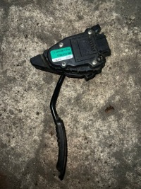 фото thumb №1, Педаль газа потенциометр renault master megane ii 2 7700314525