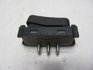 Mercedes W124 Кнопка включения освещения салона 1248209810