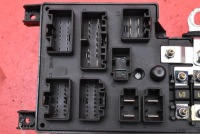 Купить Коробка предохранителей 8678449 volvo s70 v70 2 2 2.4 d5 163 km 00-05, фото thumb