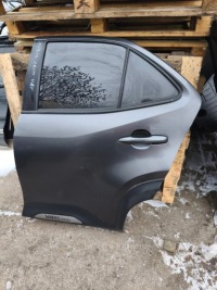 фото thumb №1, Toyota yaris cross двері задня задні праве ліва колір 1g3