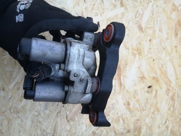 фото thumb №6, Bmw f01 насос подвешивание 10641010