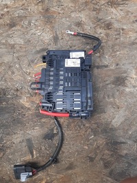 фото thumb №1, Коробка запобіжників volvo xc60 v60 31409755