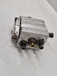 Насос топлива 03c127025l 0261520024 golf v touran a3 leon 1.4 1.6 fsi Оригинал, фото thumb