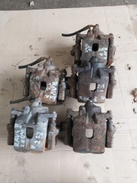 фото thumb №1, Toyota rav4 ii суппорт тормозной скоба правый перед