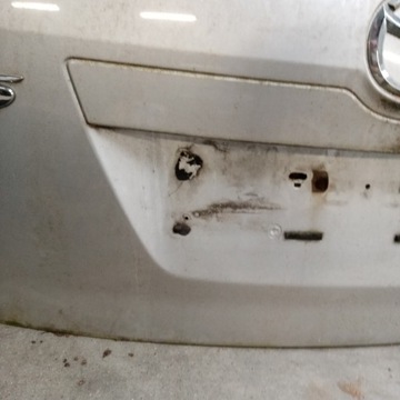 фото thumb №10, Mazda 5 крышка багажника