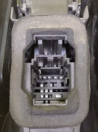 фото thumb №3, Renault espace iv лампа правый задняя 8200027152