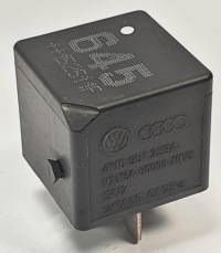 фото thumb №1, Реле 645 vw new beetle ii 4h0951253a