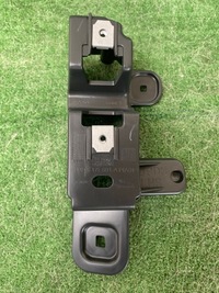 фото thumb №1, Jaguar i-pace кронштейн бампер правий задня