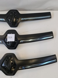 фото thumb №3, Решітка радіатора решітка радіатора logo капот renault trafic iii