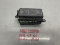 Купити Mini cooper r56 коробка запобіжників 9213372, фото thumb