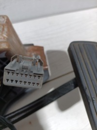 Педаль тормоза gmc sierra cadillac escalade iv chevrolet tahoe 2014-2019 Цена, фото thumb