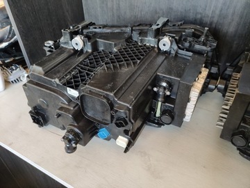 фото thumb №8, Лампа лампы перед rolls royce spectre