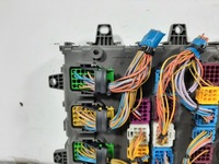 фото thumb №9, Renault midlum 220.12el euro5 08r коробка плита предохранителей 7421079590