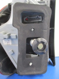 фото thumb №3, Vw fox ii lift 2006r лампа задня ліва оригінал valeo