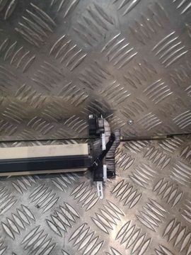 фото thumb №7, Bmw g20 g22 g26 g42 ролета люк разные цвет