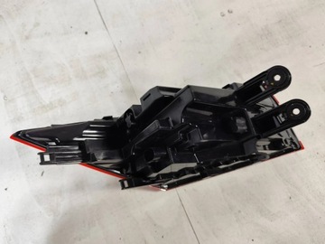 фото thumb №8, Skoda enyaq iv електрик праві зад права задня лампа w крило оригінал зчеплення