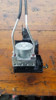 фото thumb №1, Насос abs dacia sandero iii 476604105r