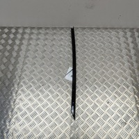 фото thumb №5, Bmw 4 f32 f33 2016 правая сторона молдинг / прокладка стекло дверь